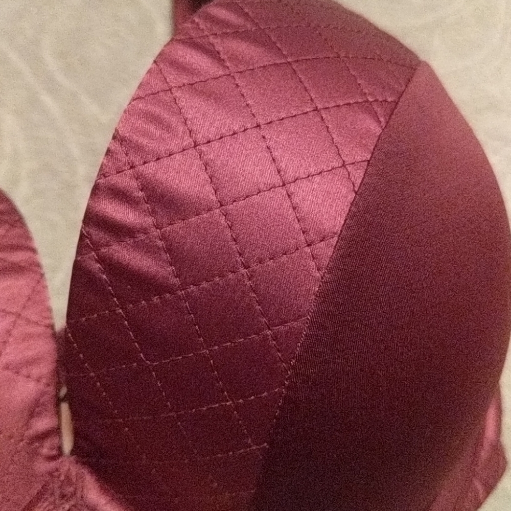 NWOT Victoria's Secret Quilted Satin Push up 34DD - Picture 5 of 11